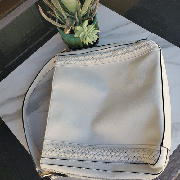 BOSTON Proper Dress w/ 2 FREE ITEMS - Picture 7 of 10